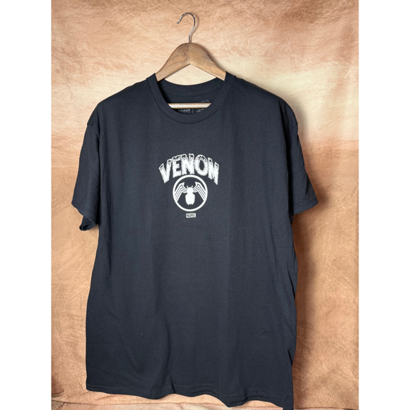 CVLA Marvel Venom Shirt XL Graphic‎ Tee Spider-Man Collab NWOT - Picture 1 of 4